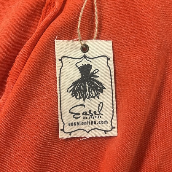 NWT Tomato Mineral Wash V-Neck - Easel - Picture 4 of 5